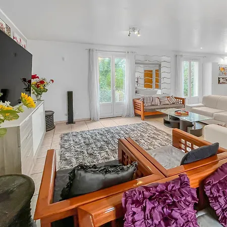 Cosy Villa *
